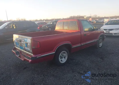 1996 Chevrolet S Truck S10 z USA, uszkodzony, nr VIN 1GCCS1446TK239393